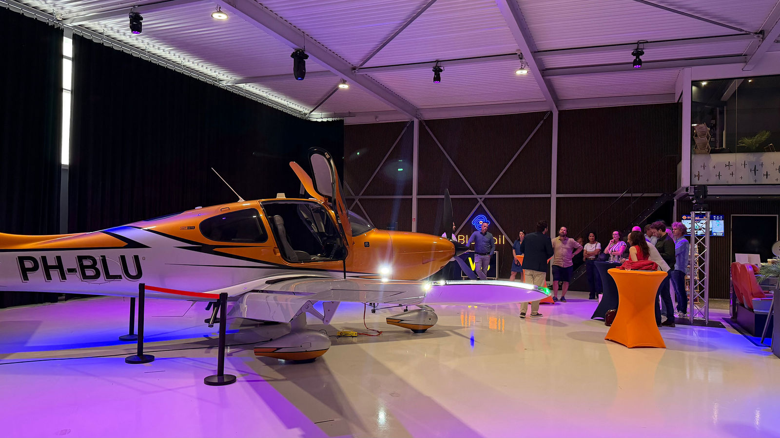 Bedrijfsbezoek Bluetail Aviation 